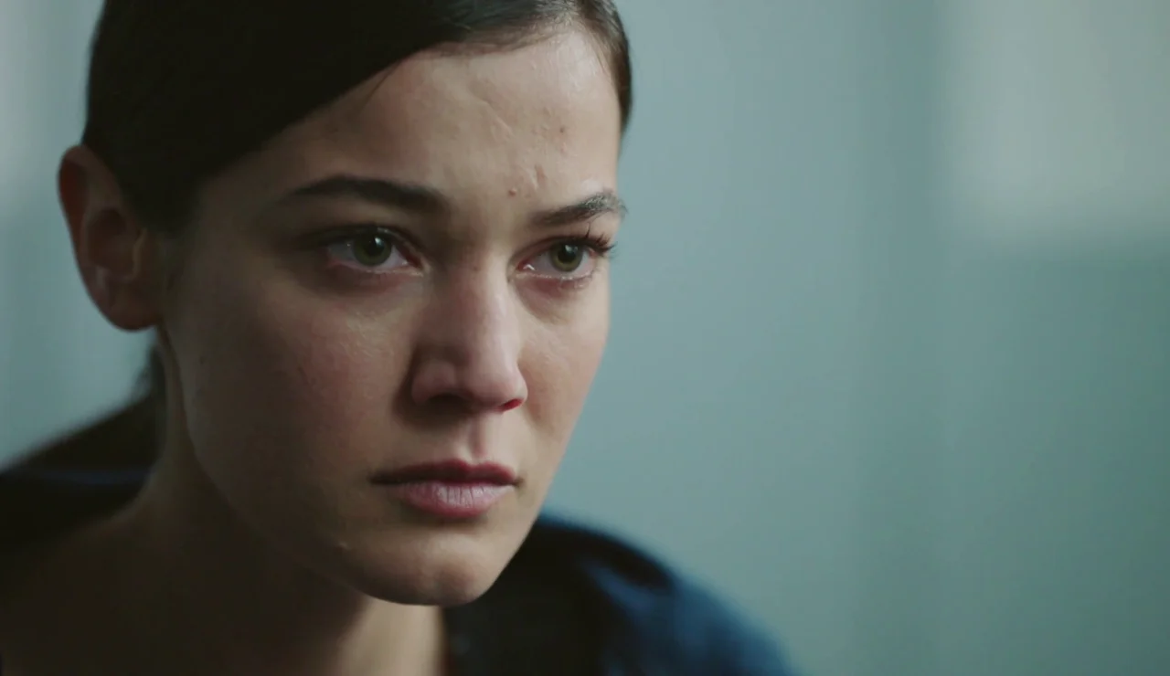 Ceylin, rota de dolor: Ilgaz ha muerto ¡y piensan que ella lo mató!