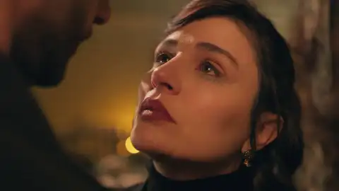 Leyla, en peligro: Nur y Mali planean acabar con su vida Leyla, en peligro: Nur y Mali planean acabar con su vida