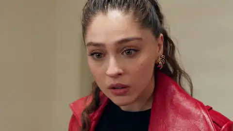 Leyla descubre que Nur acabó con la vida de su padre Leyla descubre que Nur acabó con la vida de su padre