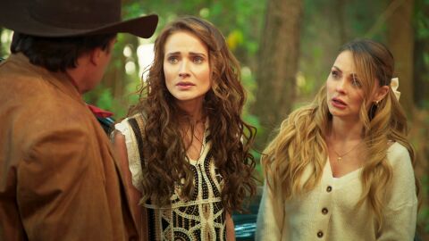 Victoria acude a rescatar a Alejandro