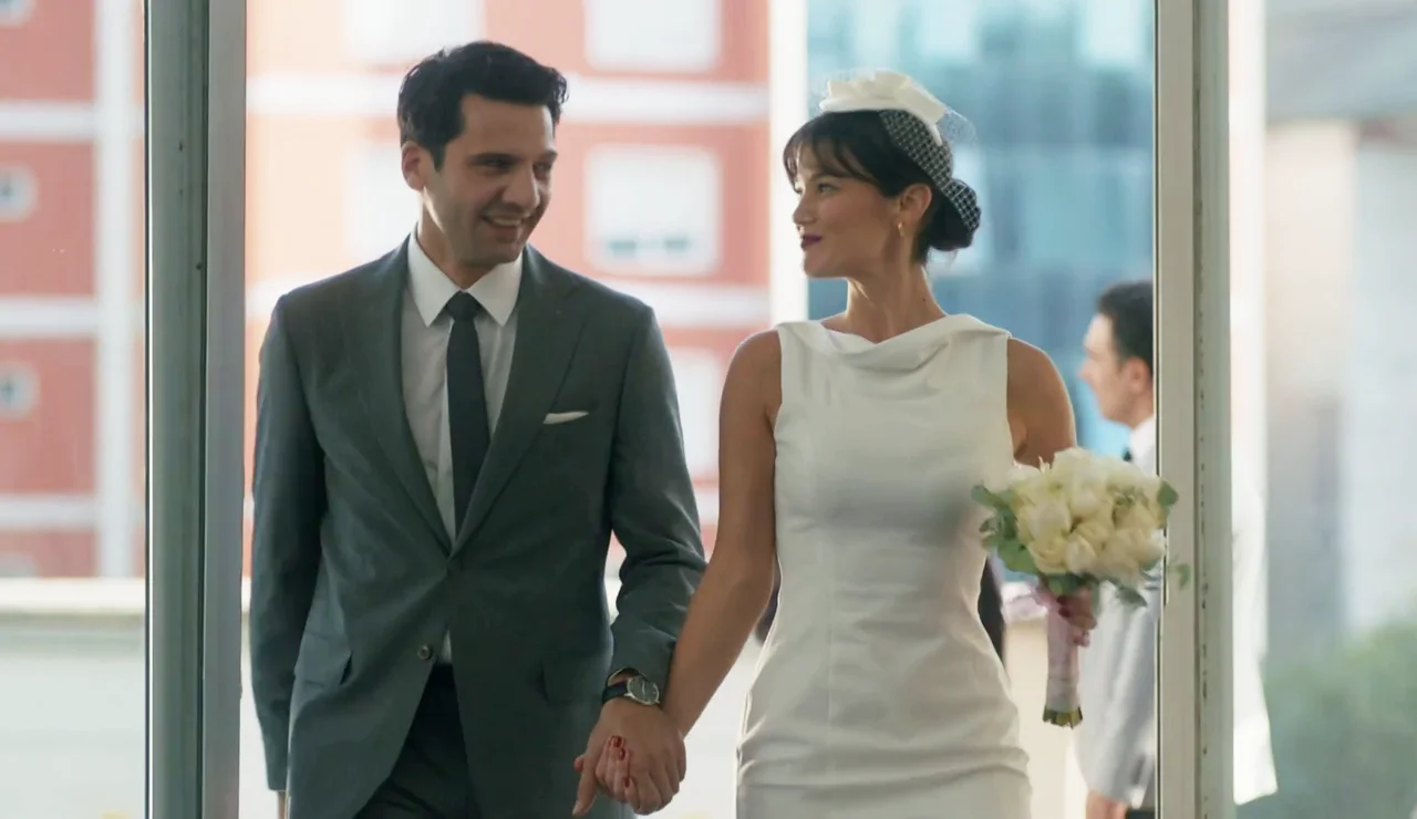 Ceylin e Ilgaz ¡se casan por tercera vez! para recuperar a su hija