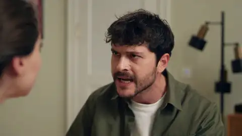 Civan no entiende por qué ha revelado la verdad a Ipek Civan no entiende por qué ha revelado la verdad a Ipek