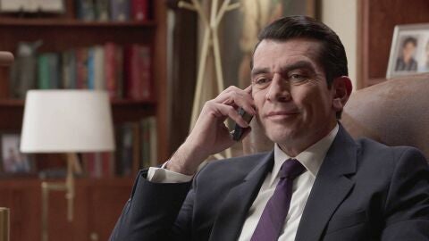 El plan oculto de Armando y el padre Reynaldo con el bebé de Elsa y Andrés