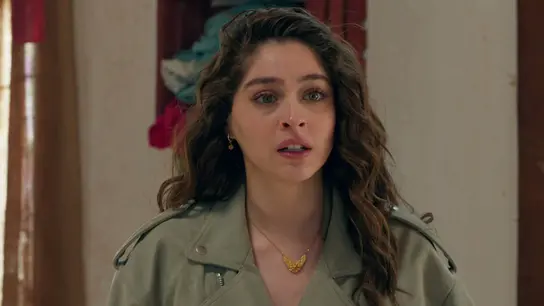 Leyla comunica a Nur y Mali que Civan se muere Leyla comunica a Nur y Mali que Civan se muere