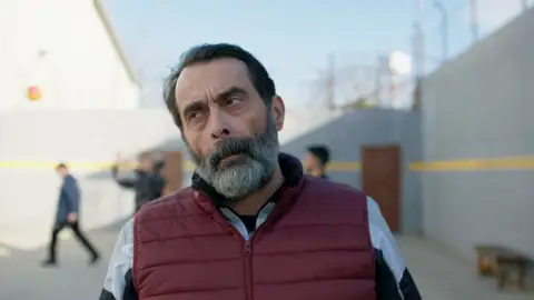 Kadri muere en la cárcel y nadie sabe cómo ni por qué Kadri muere en la cárcel y nadie sabe cómo ni por qué