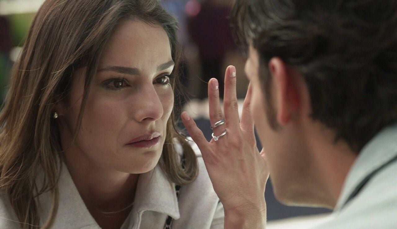 Andr&eacute;s intenta reconquistar a Elsa tras salir de prisi&oacute;n, pero ella se ha casado con Horacio 