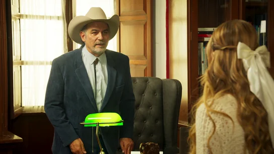 ¡Efrain es el padre de Marisol! ¡Efrain es el padre de Marisol!