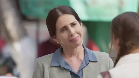 Guillermina quiere recuperar el tiempo perdido con su hija Nora sin revelarle que es su madre Guillermina quiere recuperar el tiempo perdido con su hija Nora sin revelarle que es su madre