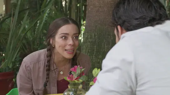 Nora le cuenta a Andrés que Guillermina es su madre Nora le cuenta a Andrés que Guillermina es su madre