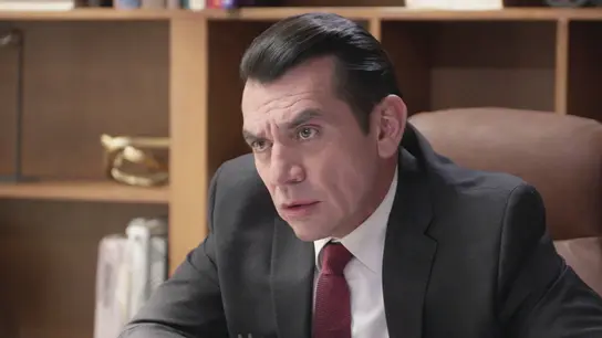 Armando revela a Antonia el oscuro secreto de Gerardo para impedir que la abandone Armando revela a Antonia el oscuro secreto de Gerardo para impedir que la abandone