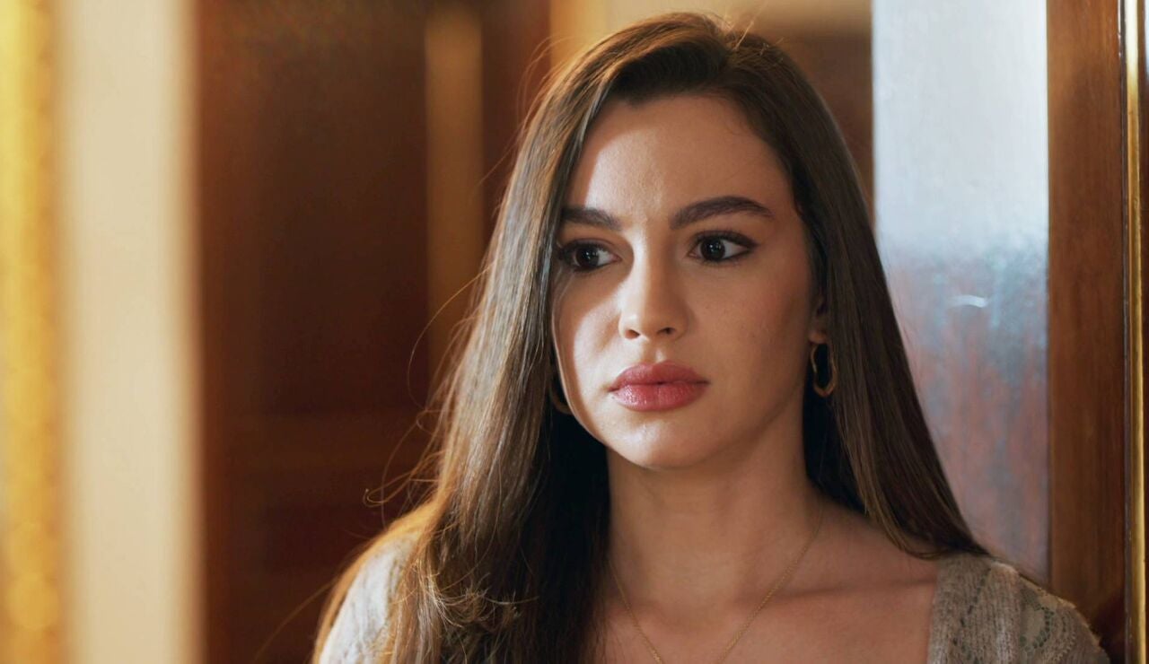 Canfeza descubre que la nueva empleada de hogar de los Yilmaz es la amante de Ferman