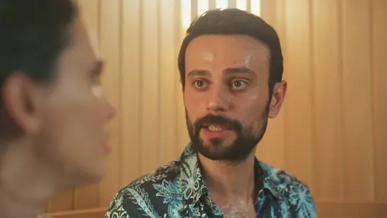 Ferman le pide a Efsane que se marche de la mansión Ferman le pide a Efsane que se marche de la mansión