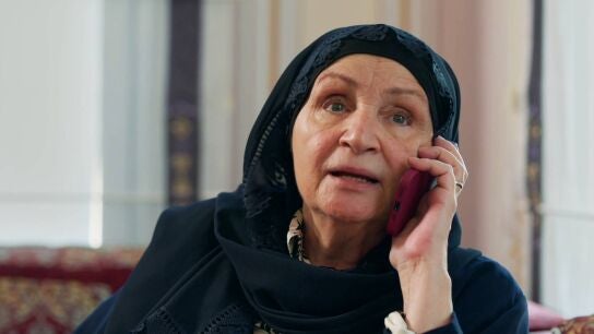 Afet se desahoga con Mahir: "Canfeza ha deshonrado a la familia!
