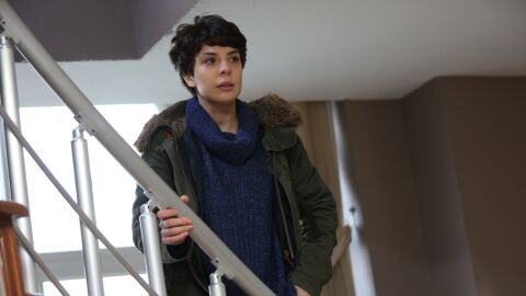 Leyla, la joven que devuelve la esperanza a Kemal y a su hija Masal 