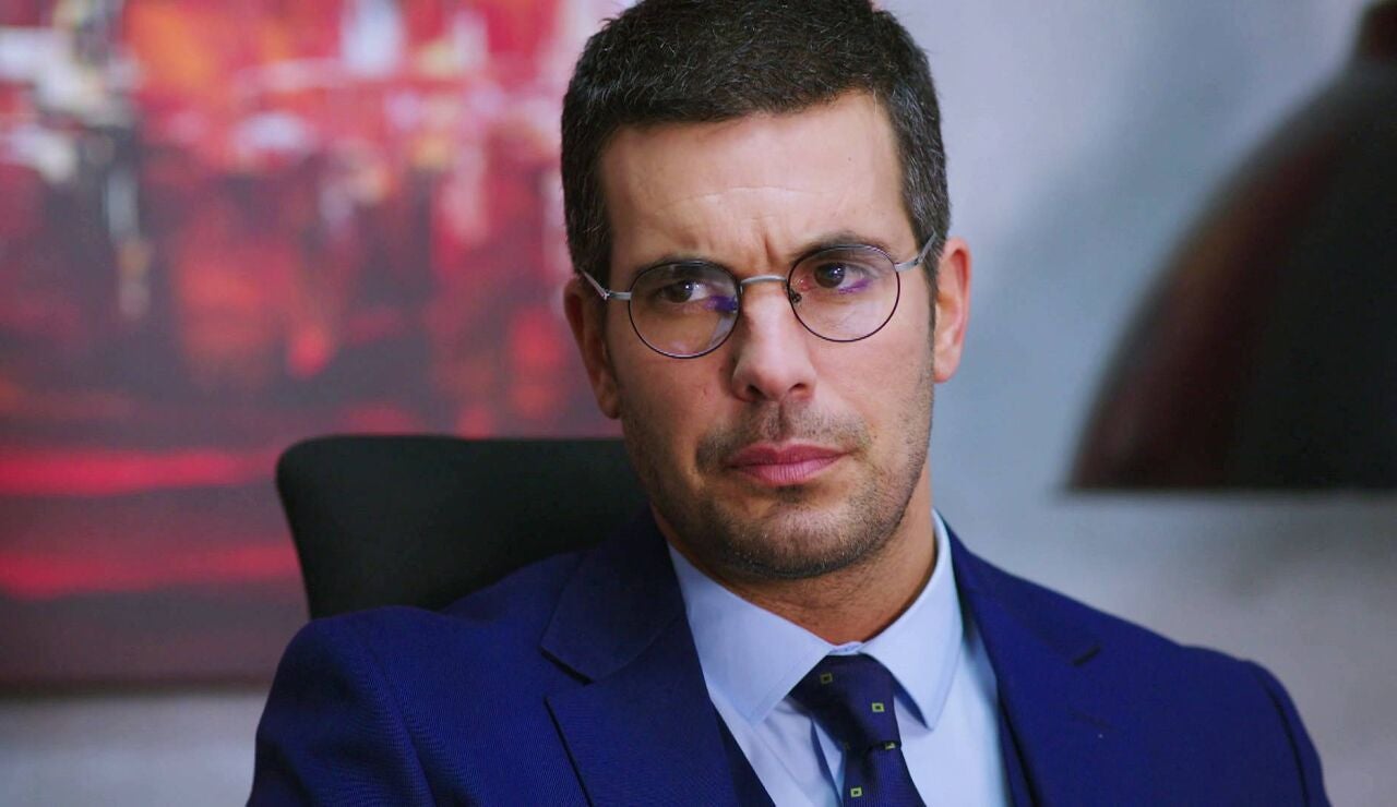 Kemal pone a Leyla contra las cuerdas: o trabaja para &eacute;l o podr&iacute;a acabar en prisi&oacute;n