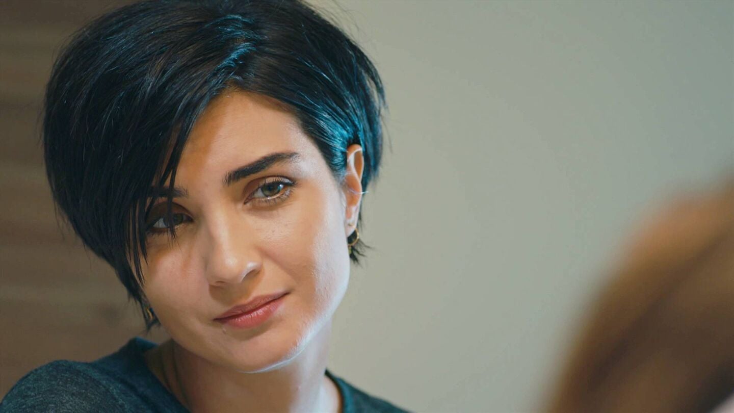 Sühan busca que Cesur se sincere con ella